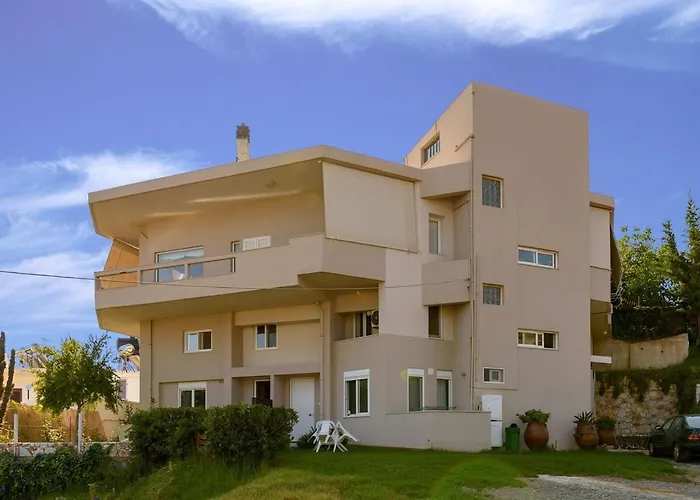 Hra & Athena Maisonette