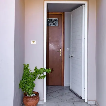 Hra & Athena Maisonette Apartment